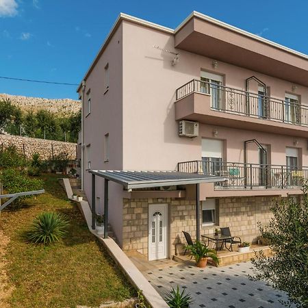 2 Bedroom Awesome Apartment In Mali Rat Sumpetar Exterior foto